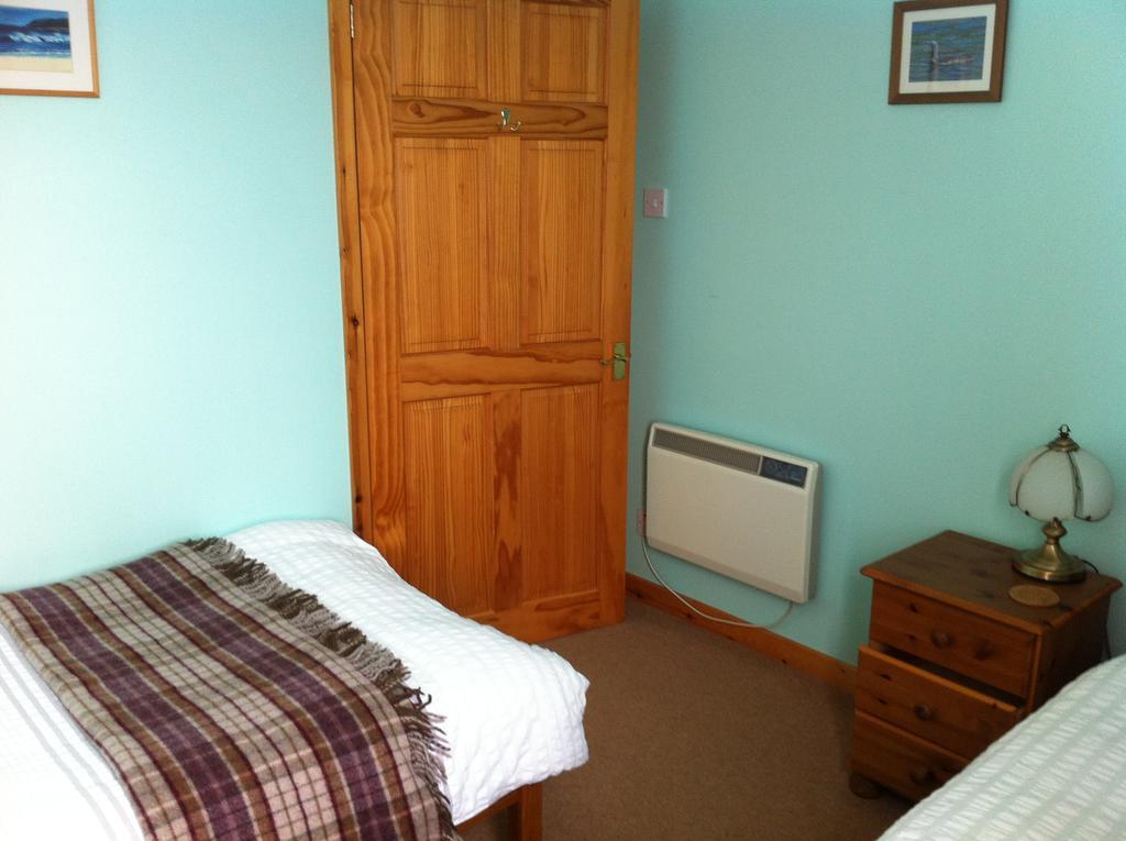 ラーウィックDecca - Self Catering Shetlandアパートメント エクステリア 写真