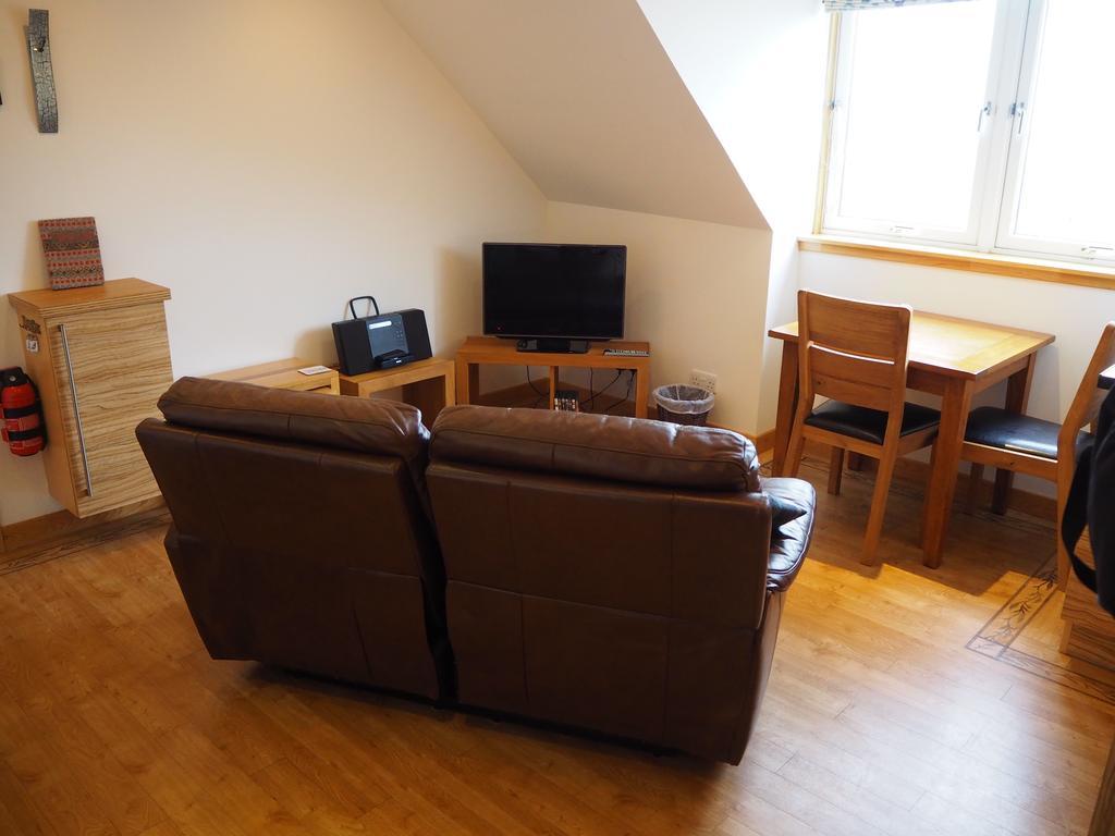 ラーウィックDecca - Self Catering Shetlandアパートメント エクステリア 写真